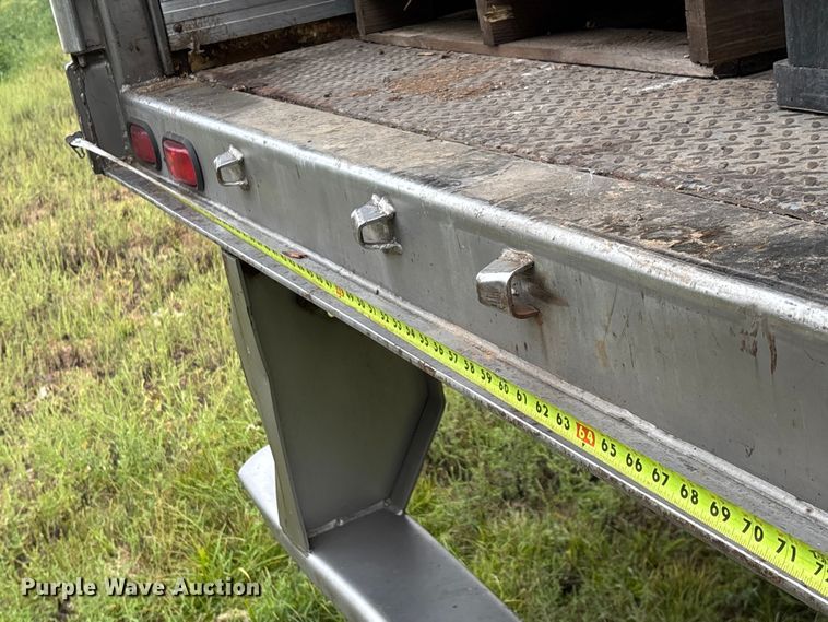 image for item EN5641 1994 Fruehauf FBLP91.5-NT2-43W dry van trailer