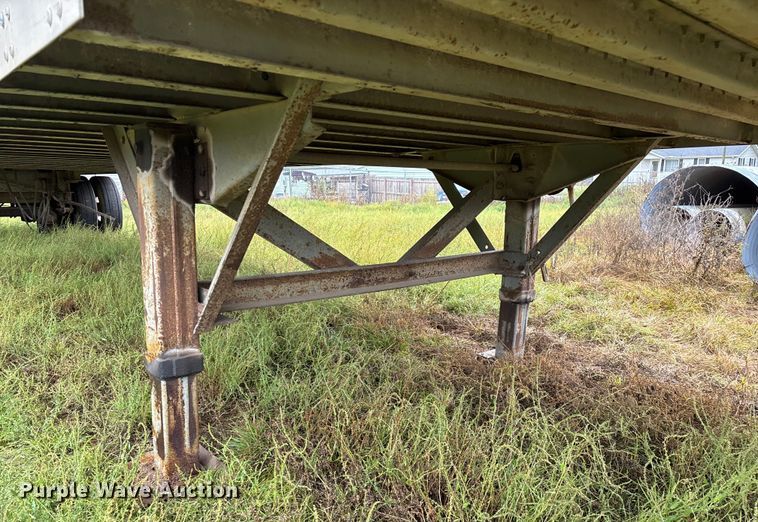 image for item EN5641 1994 Fruehauf FBLP91.5-NT2-43W dry van trailer