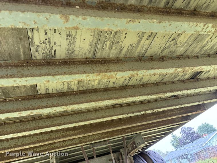 image for item EN5641 1994 Fruehauf FBLP91.5-NT2-43W dry van trailer