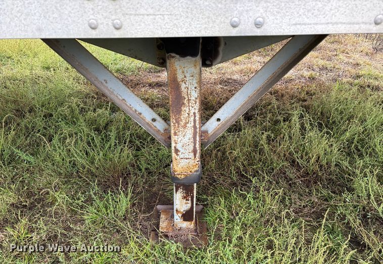 image for item EN5641 1994 Fruehauf FBLP91.5-NT2-43W dry van trailer