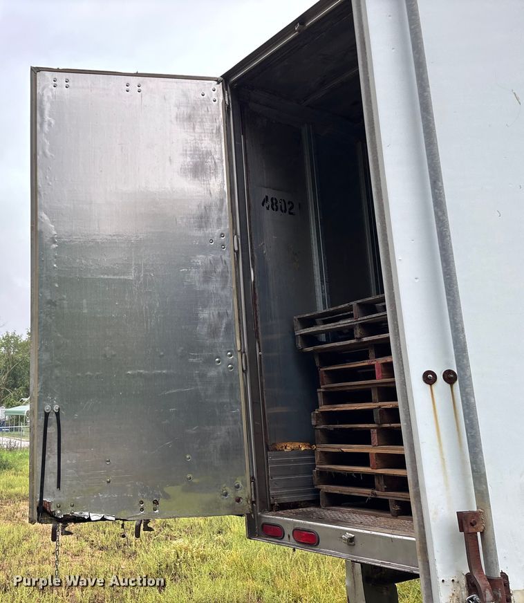 image for item EN5641 1994 Fruehauf FBLP91.5-NT2-43W dry van trailer