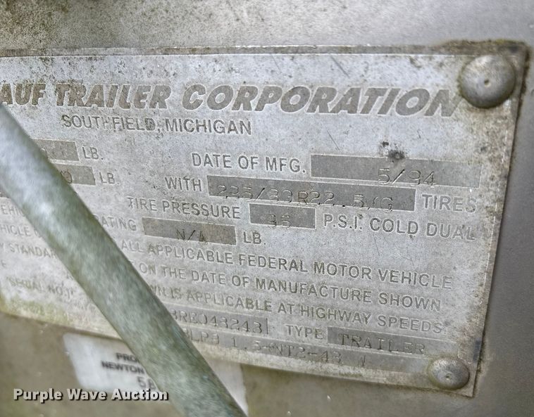 image for item EN5641 1994 Fruehauf FBLP91.5-NT2-43W dry van trailer