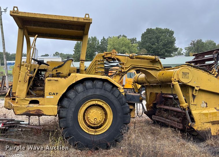 image for item EN5642 1973 Caterpillar 613 elevating scraper