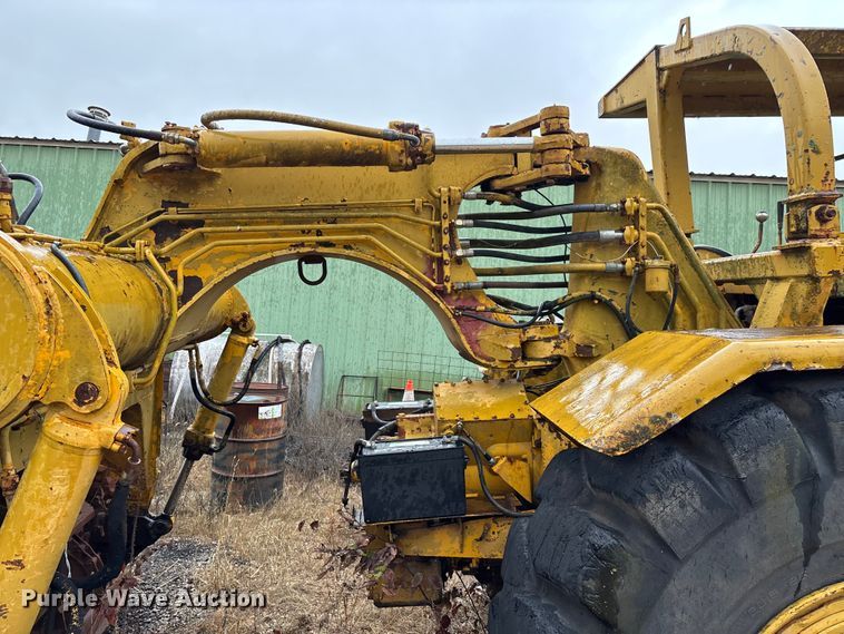 image for item EN5642 1973 Caterpillar 613 elevating scraper