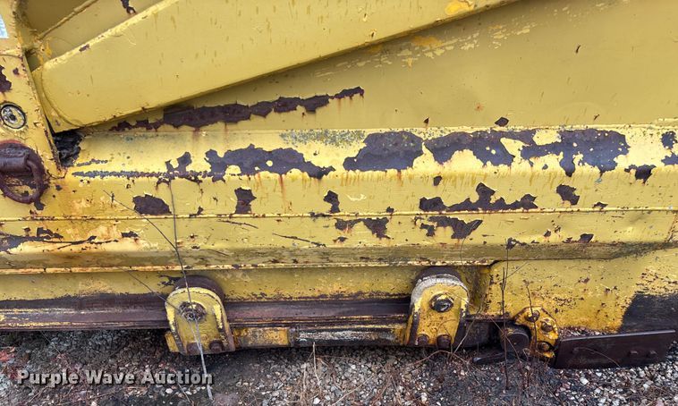 image for item EN5642 1973 Caterpillar 613 elevating scraper