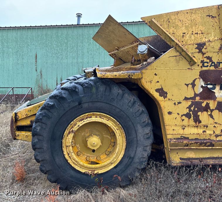 image for item EN5642 1973 Caterpillar 613 elevating scraper