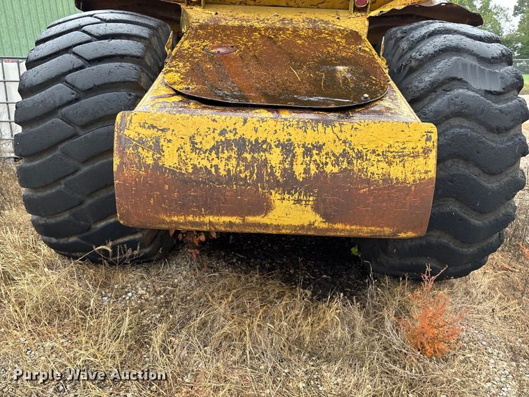 image for item EN5642 1973 Caterpillar 613 elevating scraper