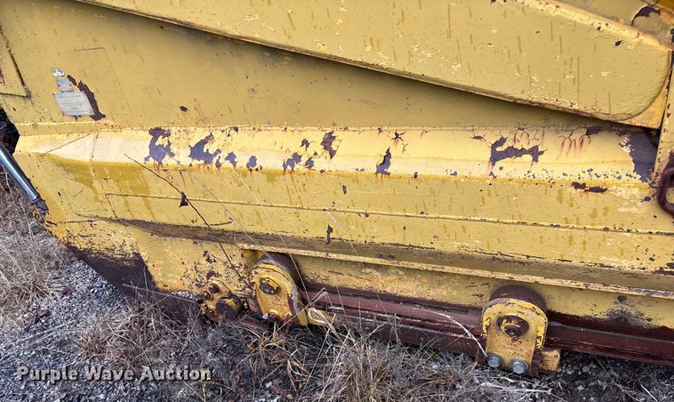 image for item EN5642 1973 Caterpillar 613 elevating scraper