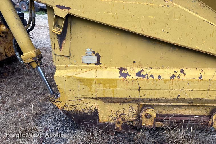 image for item EN5642 1973 Caterpillar 613 elevating scraper