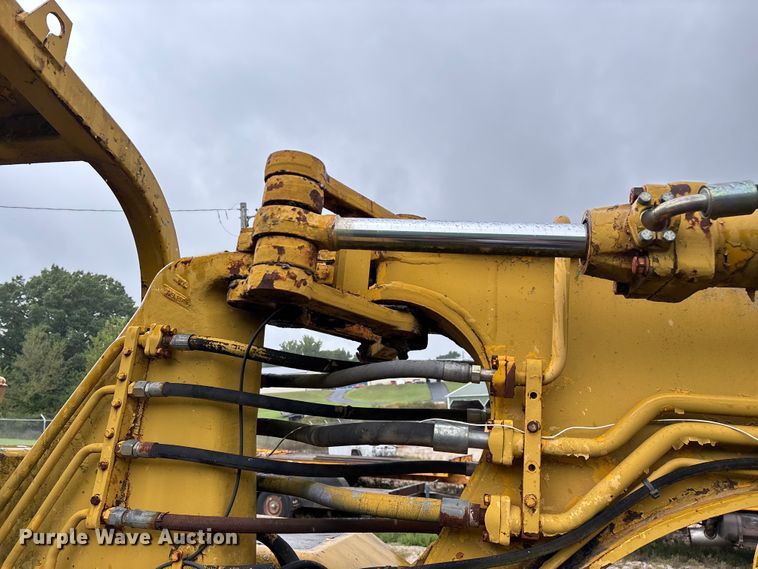 image for item EN5642 1973 Caterpillar 613 elevating scraper