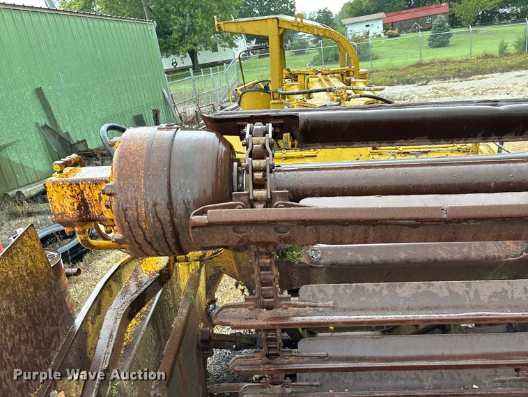 image for item EN5642 1973 Caterpillar 613 elevating scraper