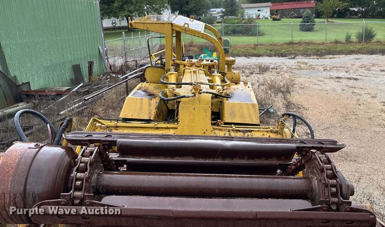 image for item EN5642 1973 Caterpillar 613 elevating scraper