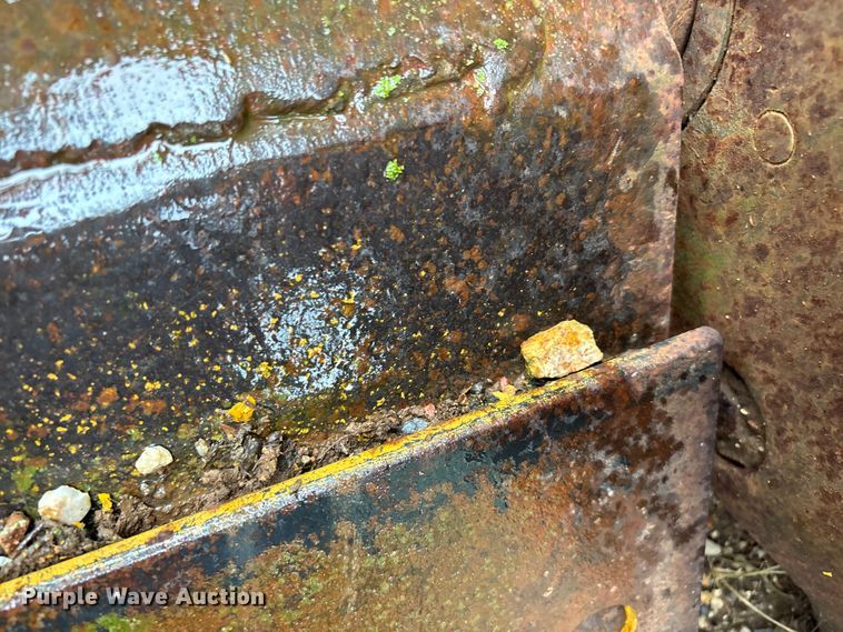 image for item EN5642 1973 Caterpillar 613 elevating scraper