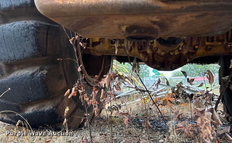 image for item EN5642 1973 Caterpillar 613 elevating scraper