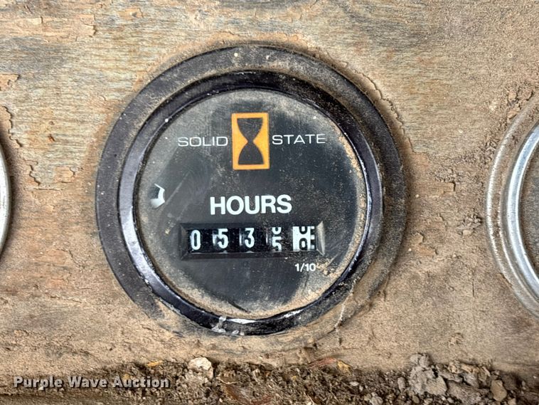 image for item EN5642 1973 Caterpillar 613 elevating scraper