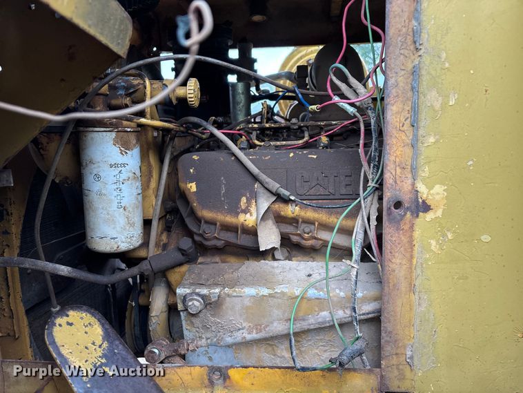 image for item EN5642 1973 Caterpillar 613 elevating scraper