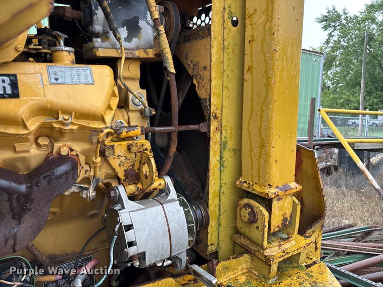 image for item EN5642 1973 Caterpillar 613 elevating scraper