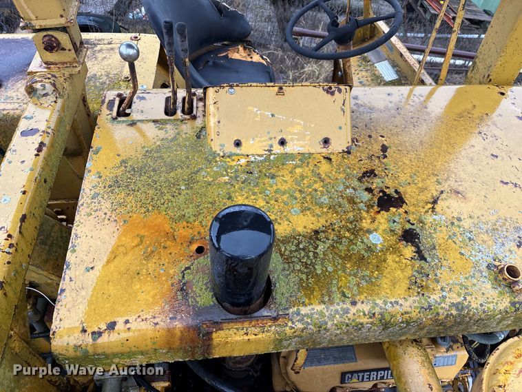 image for item EN5642 1973 Caterpillar 613 elevating scraper