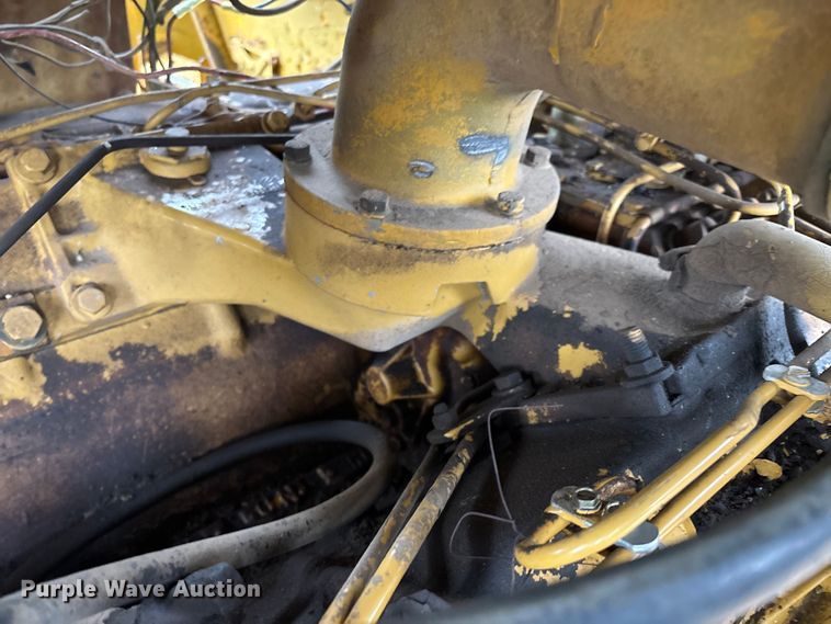 image for item EN5642 1973 Caterpillar 613 elevating scraper