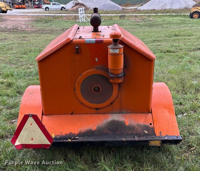 image for item EN5646 Lindsay 80 HC air compressor