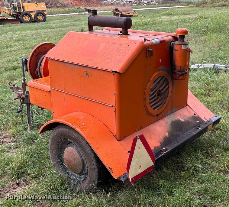 image for item EN5646 Lindsay 80 HC air compressor