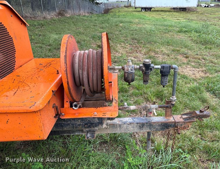 image for item EN5646 Lindsay 80 HC air compressor