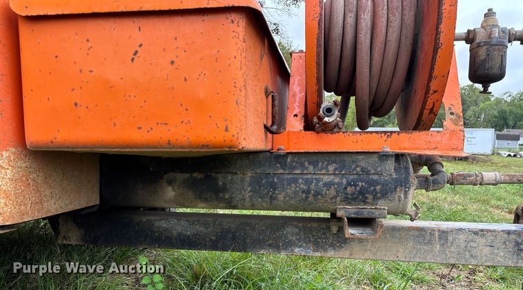 image for item EN5646 Lindsay 80 HC air compressor