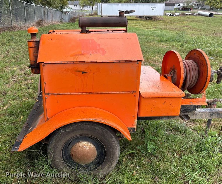 image for item EN5646 Lindsay 80 HC air compressor