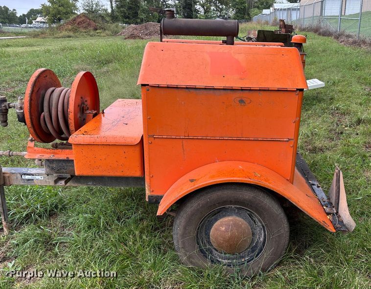 image for item EN5646 Lindsay 80 HC air compressor