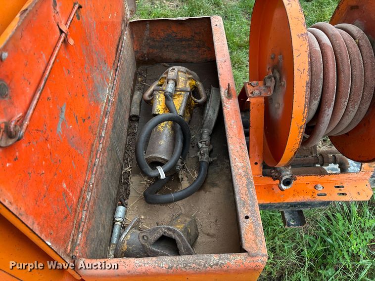 image for item EN5646 Lindsay 80 HC air compressor