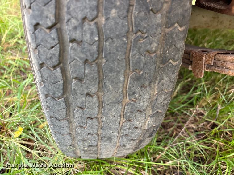 image for item EN5646 Lindsay 80 HC air compressor