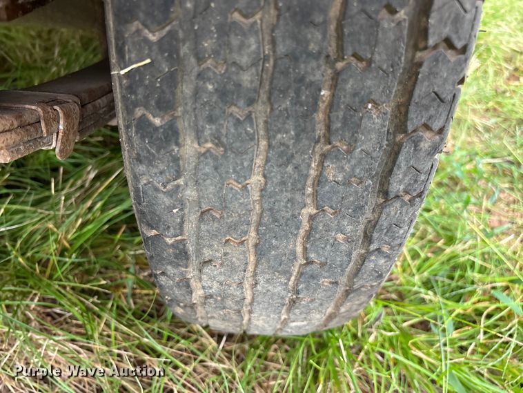 image for item EN5646 Lindsay 80 HC air compressor