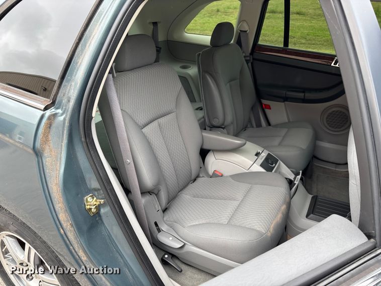 image for item EN7032 2007 Chrysler Pacifica SUV