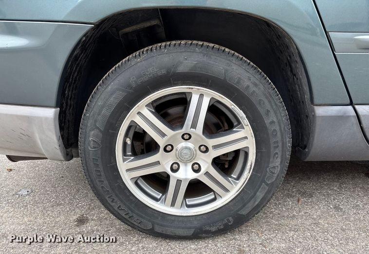 image for item EN7032 2007 Chrysler Pacifica SUV