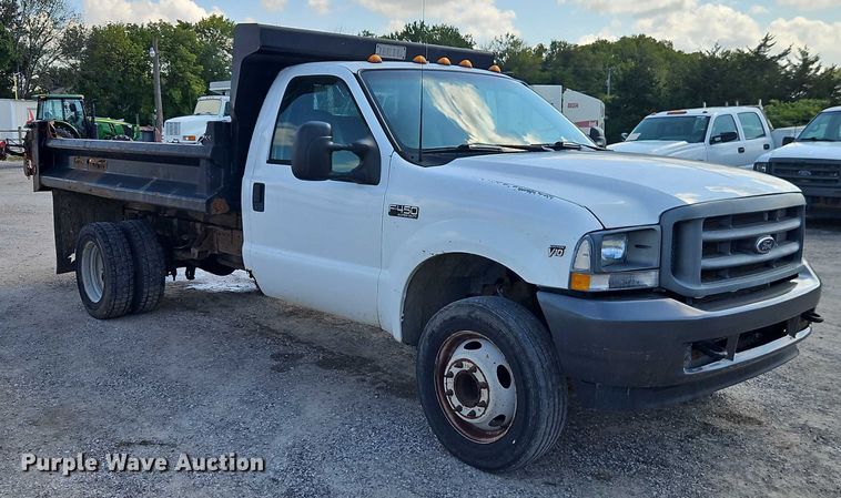 image for item EO4668 2002 Ford F450 Super Duty dump truck