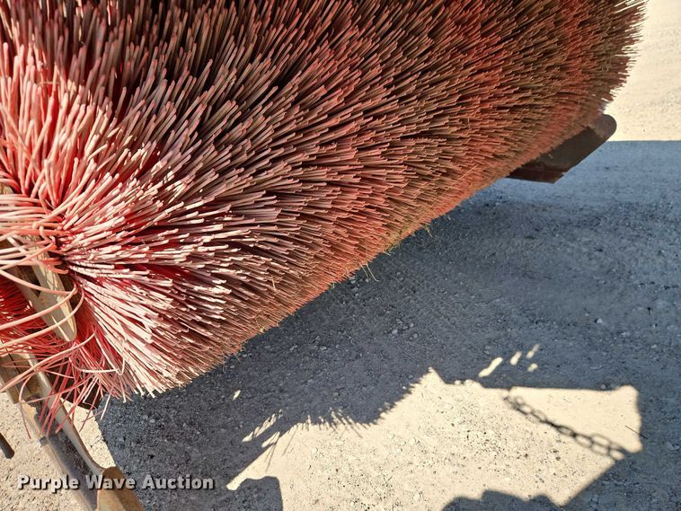 image for item EO4669 2007 Freightliner FC80 street sweeper truck