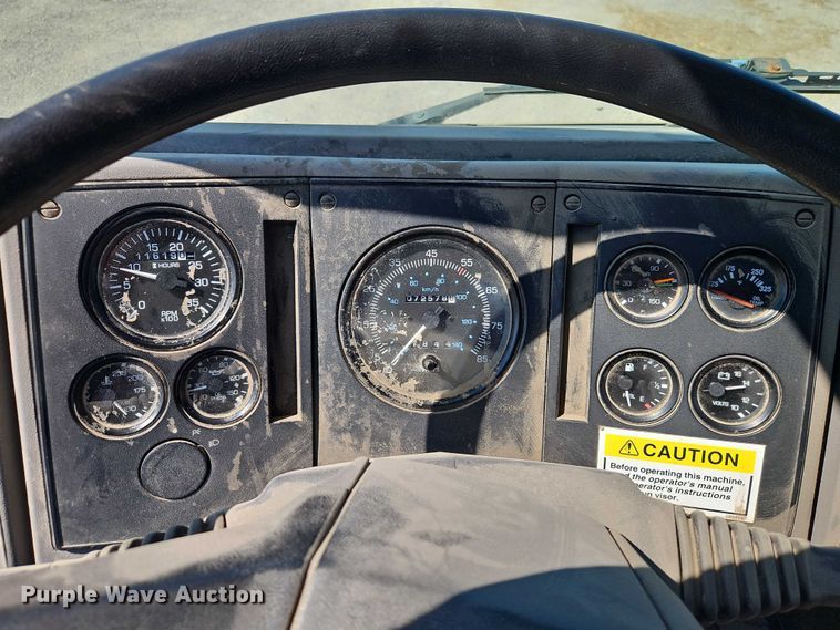 image for item EO4669 2007 Freightliner FC80 street sweeper truck