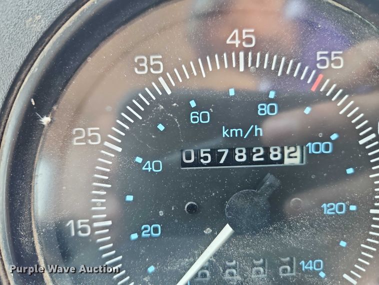 image for item EO4669 2007 Freightliner FC80 street sweeper truck