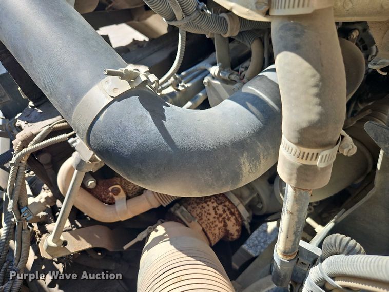 image for item EO4669 2007 Freightliner FC80 street sweeper truck