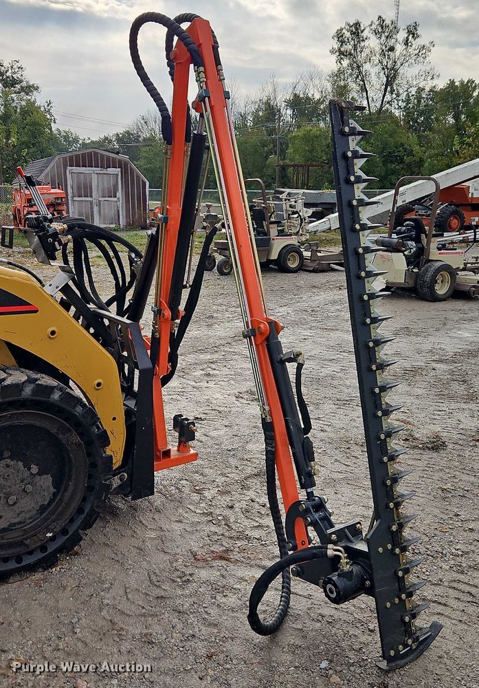 image for item EO4674 FHM BRM180 skid steer sickle mower