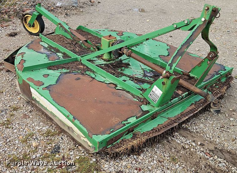 image for item EO4675 John Deere rotary mower