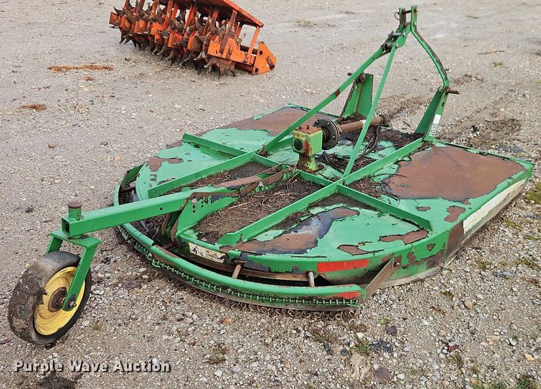 image for item EO4675 John Deere rotary mower