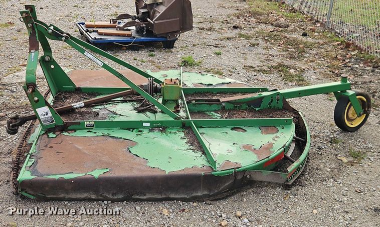 image for item EO4675 John Deere rotary mower