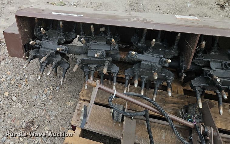 image for item EO4679 Grass Hopper 660 aerator