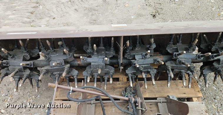 image for item EO4679 Grass Hopper 660 aerator