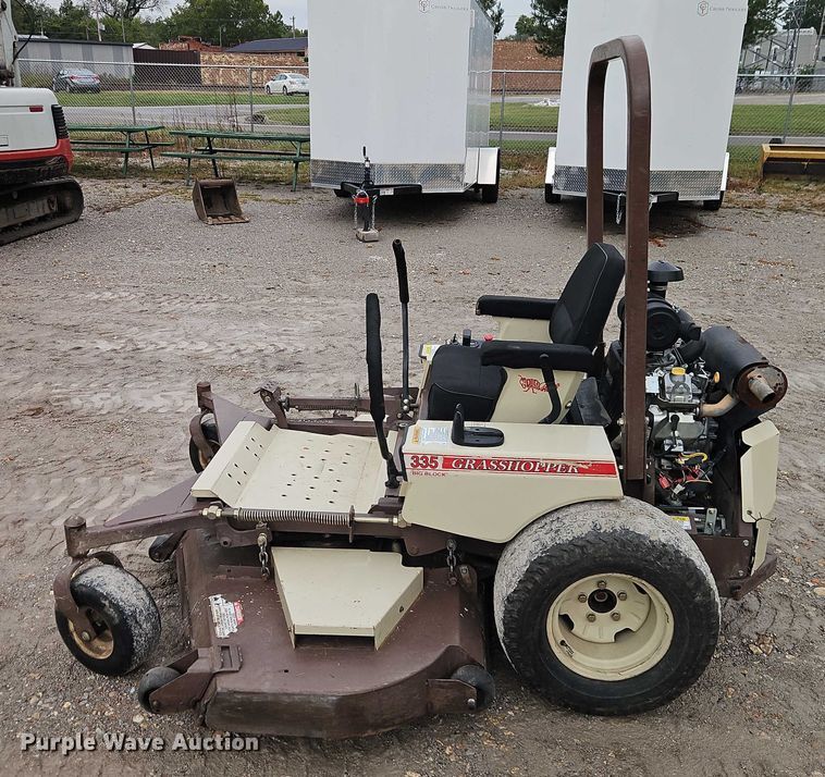 image for item EO4680 Grasshopper 335B ZTR lawn mower