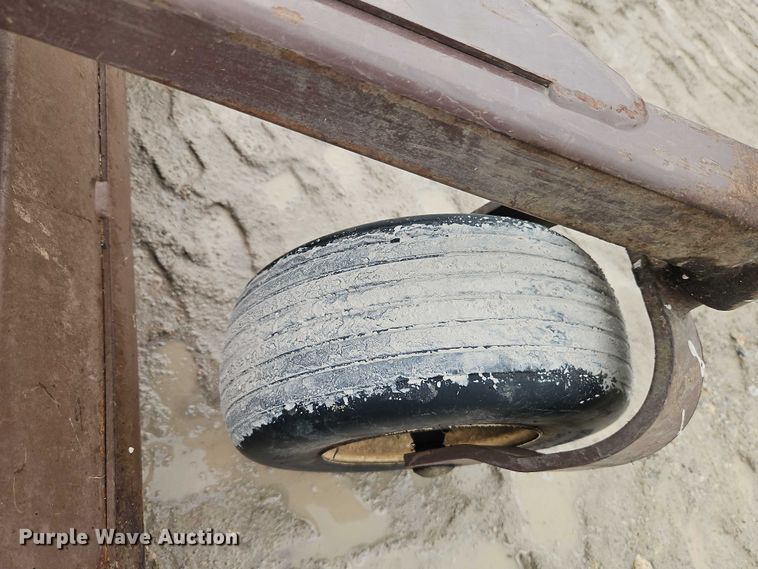 image for item EO4680 Grasshopper 335B ZTR lawn mower