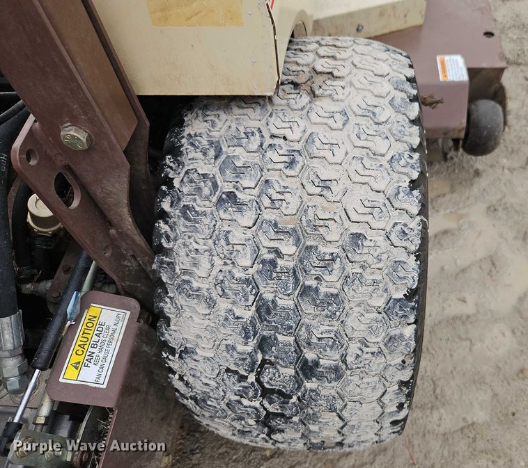 image for item EO4680 Grasshopper 335B ZTR lawn mower