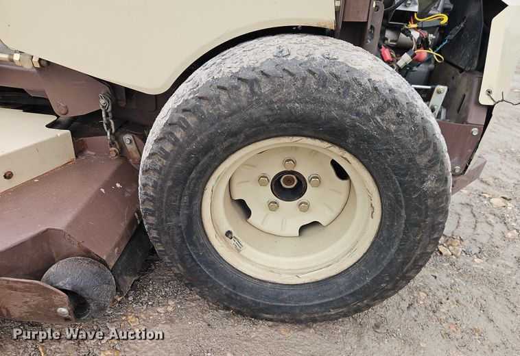 image for item EO4680 Grasshopper 335B ZTR lawn mower