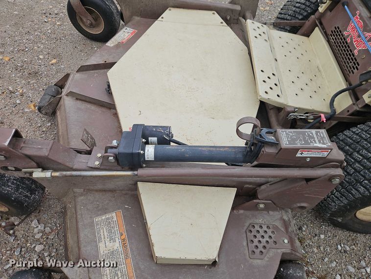 image for item EO4681 Grasshopper 735 Lawn Mower